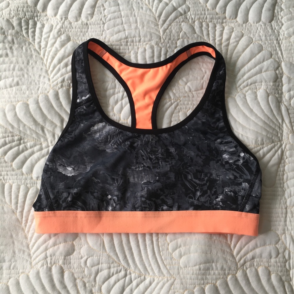 Target Sports Bra, SZ M